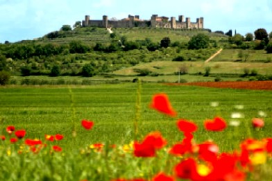 Aperitivo musicale a Monteriggioni. Si apre "In Vino Musica"