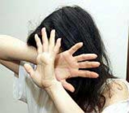 Marito-padrone arrestato dopo l’ennesima violenza