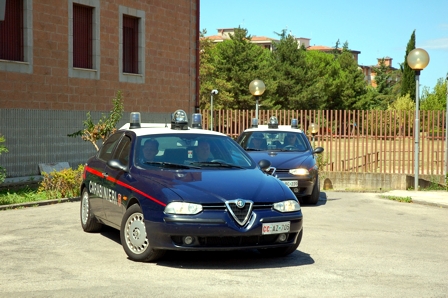 Rissa tra donne al mercato di Poggibonsi: arrestate due sorelle
