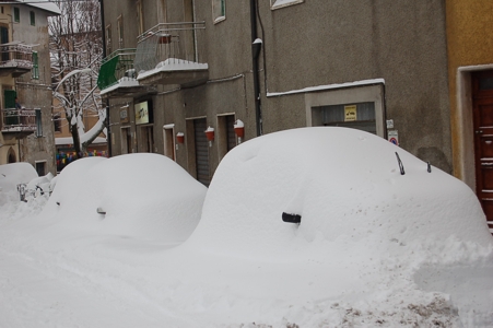Neve in provincia: fortissimi disagi per il commercio