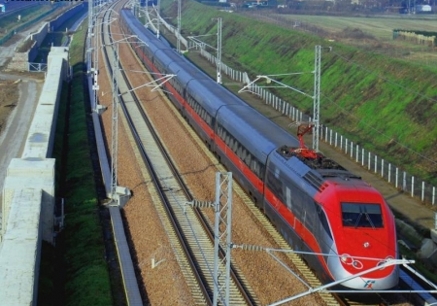 Frecciarossa deviato a Chiusi per allarme-bomba