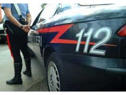 Ruba un cellulare: 50enne arrestato dai Carabinieri