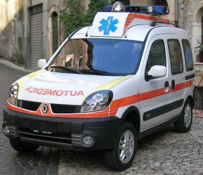 Un’auto medica con il ricavato della Festa della Madonna del Cerro