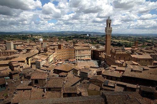 Siena presenta a Barcellona la candidatura a Capitale europea della cultura 2019