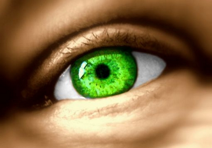 Oculistica: una nuova terapia con microsfera per gravi patologie della retina