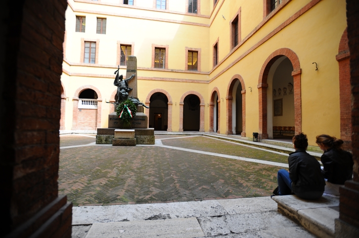 Università: una questione di legittimità