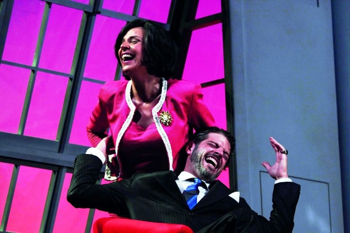 Pamela Villoresi in scena al Politeama