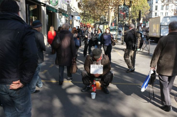 "Parigi ha fame" vince il premio di dicembre di "Venti di Cambiamento"