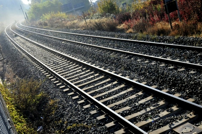 Persona travolta dal treno sulla Empoli-Siena