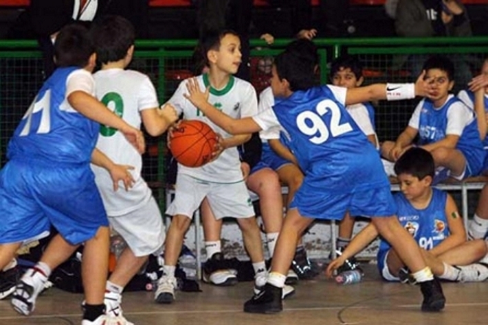 Basketball Generation in Campania