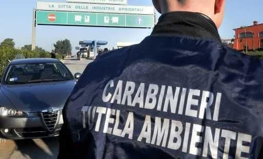 Ispezione del Noe in provincia: sequestrata parte di un capannone