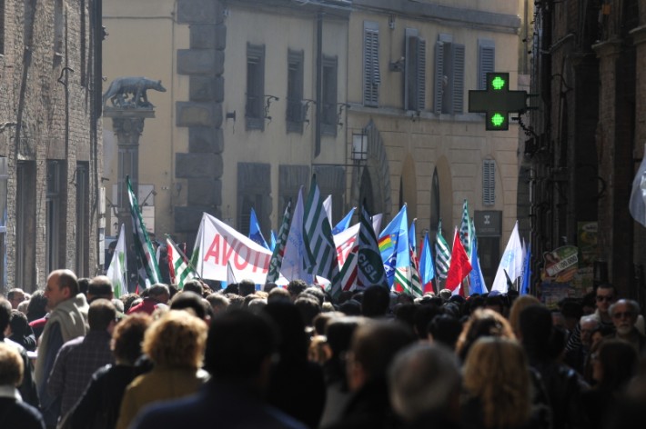 Unisin: "Il cda decide il piano industriale dopo lo presenta ai sindacati"