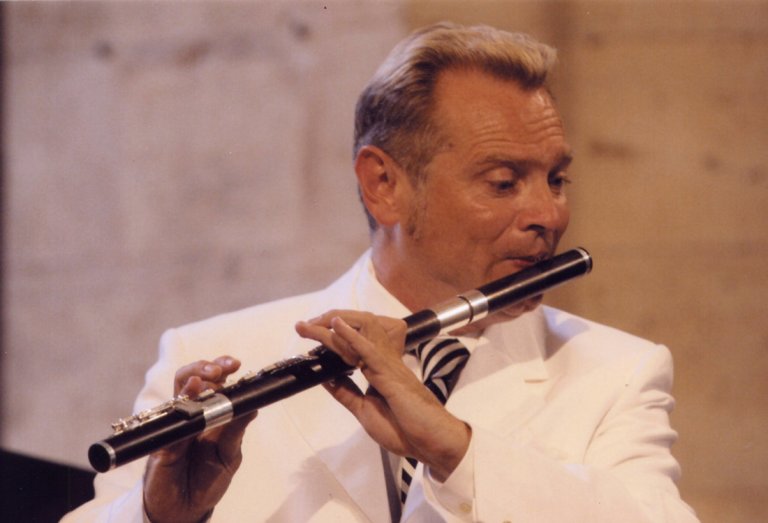 Il celebre flautista Patrick Gallois in concerto a Pienza