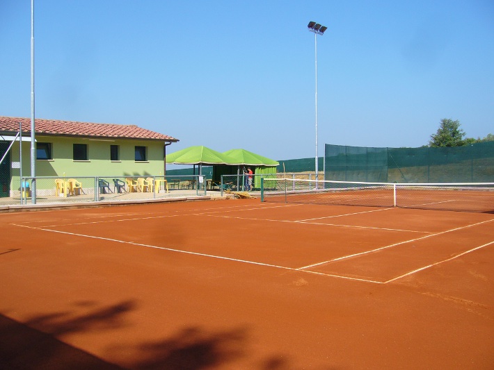 Tennis: al Torneo delle Terme 30 incontri nei prime tre giorni