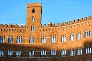 Ora Siena: "La fine di una storia italiana"