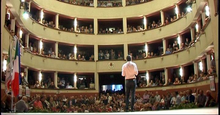 Renzi torna a Chiusi: lo attende la "carica dei 101"