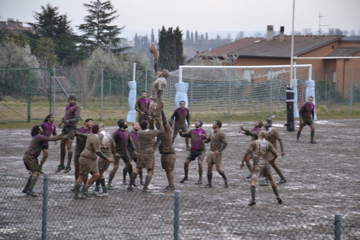 Rugby: ai Vikings il derby degli Etruschi