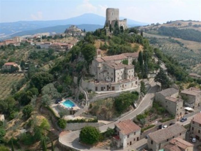 Summer festival: le arti si incontrano alla Rocca d’Orcia