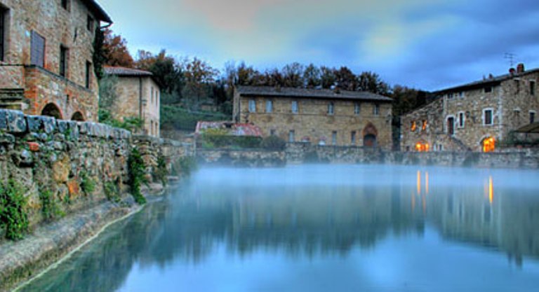 La tagliola del disco orario di Bagno Vignoni