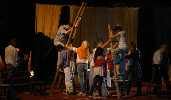 Il Teatro Povero di Monticchiello cerca il progetto grafico 2011
