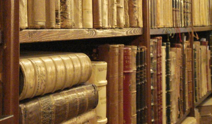 Montepulciano: studi sul libro antico e per la formazione di bibliotecari manager