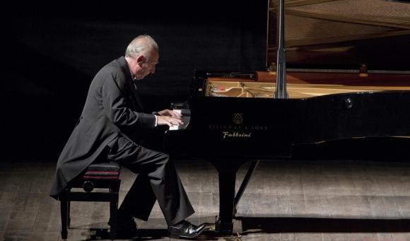 Chigiana: Pollini in concerto straordinario ai Rinnovati