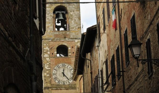 Capodanno, variazioni degli orari degli uffici di Colle