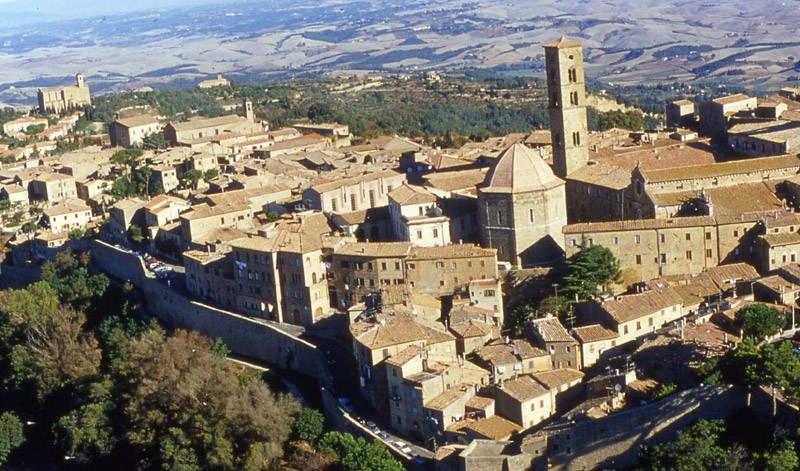 A Volterra un festival internazionale con il Teatro di Nascosto