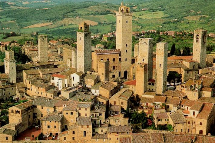 Idee per progettare il futuro di San Gimignano cercansi