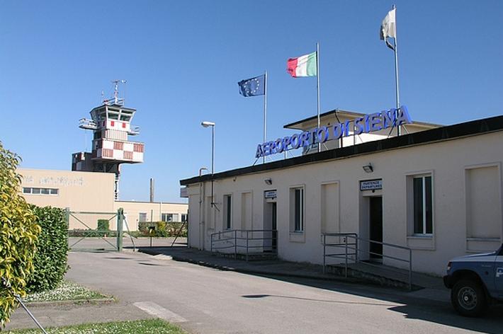 PD: "Aeroporto fondamentale per lo sviluppo economico"