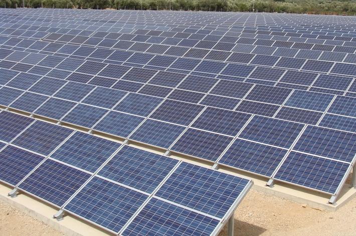Sienambiente: 4 impianti fotovoltaici in discariche dismesse