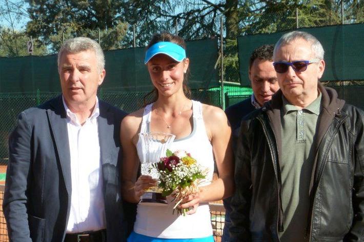 Tennis: Alexia Virgili vince il torneo di Vico Alto