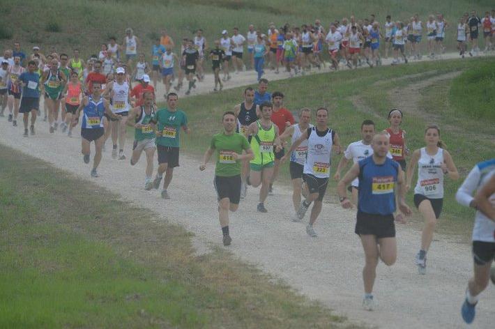 Cinque Poderi: vittoria a tempo di record per Tuyikeze