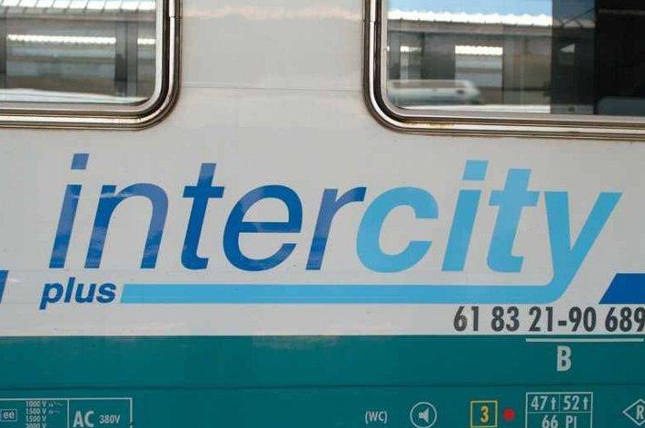 Accordo Ministero-Trenitalia: sì agli Intercity