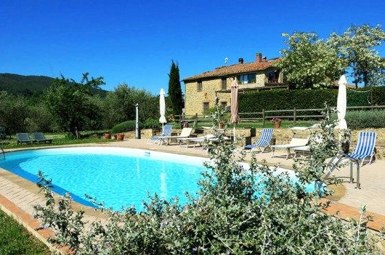 Coldiretti-Terranostra Toscana: per il 2 giugno in 70mila in agriturismo