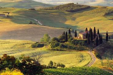 Camminata di primavera, in Val d’Orcia