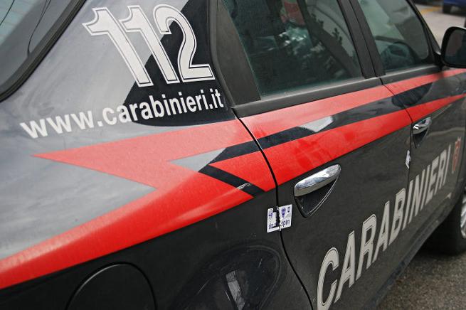 Violenza in famiglia: 35enne arrestato dai Carabinieri