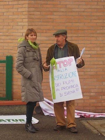 pianella manifestazione contro taglio vegetazione riparia (14)